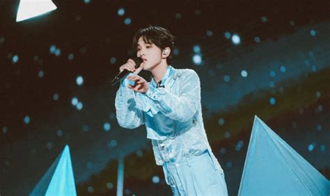 探秘情报特工的独特战场 从潜伏暗战到现代信息博弈